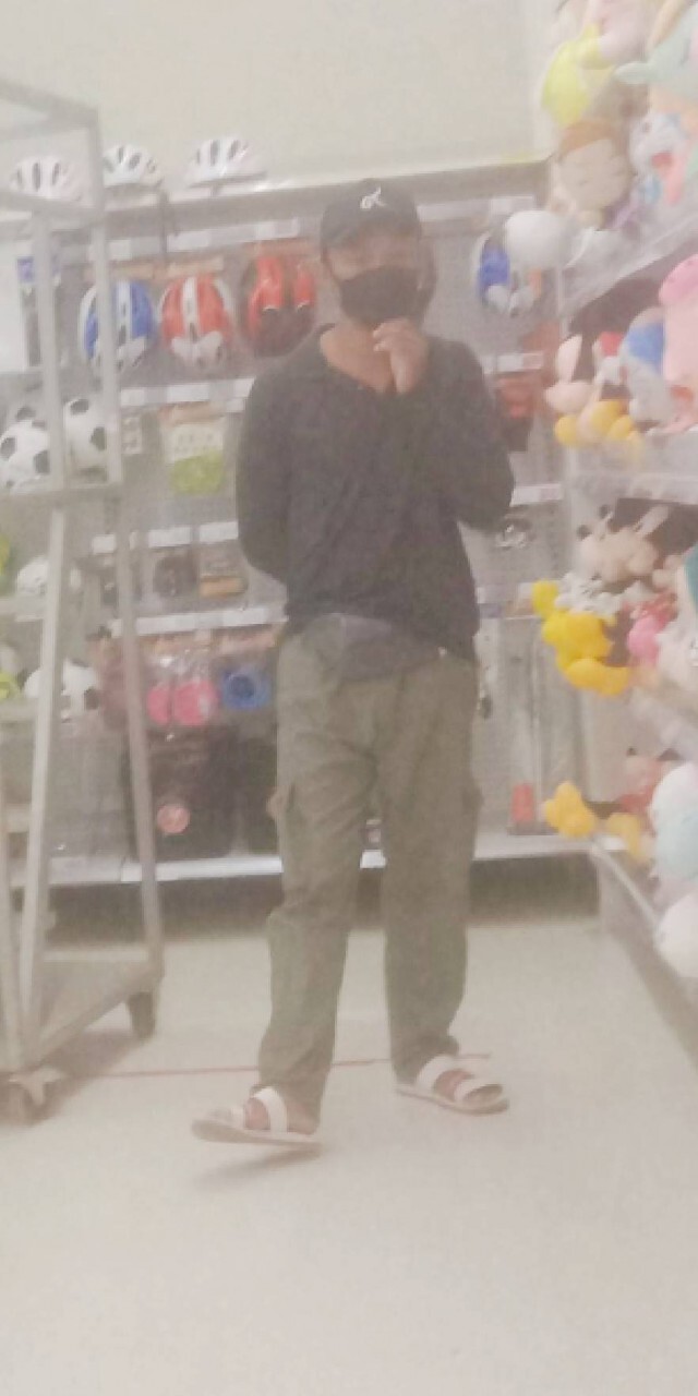 ล่าโจรชิงเงิน9หมื่นร้านทอง