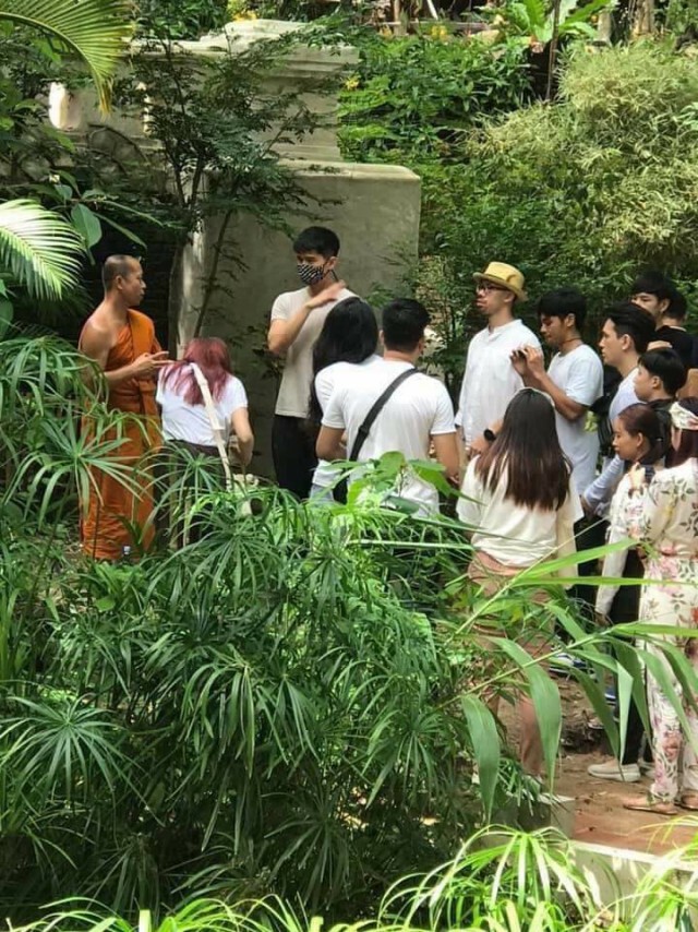 "ฌอน บูรณะหิรัญ" โผล่วัดผาลาด