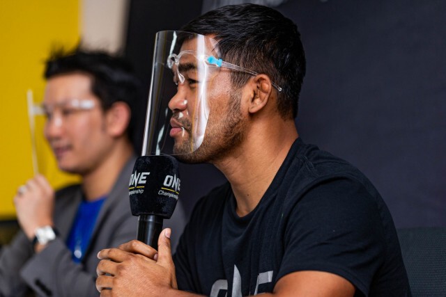 4 ขุนพล วันแชมเปียนชิพ พร้อมขึ้นเวทีบู๊ วัน โนเซอร์เรนเดอร์