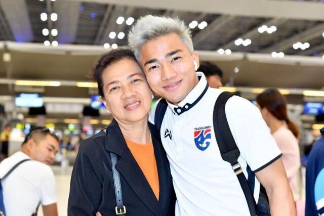 "ชนาธิป" สุดซึ้ง!! บอกรักคุณแม่ สั้นๆแต่ได้ใจความ