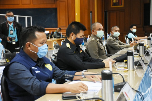 ส่งมอบรถตกค้างในมาเลย์ 15 คัน