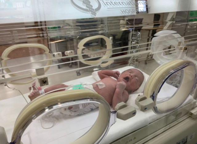 ใบเตย-ดีเจแมน สุดแฮปปี้ลูกสาว "น้องเวทมนต์" คลอดแล้ว