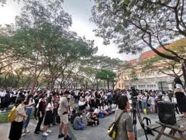 14 อาจารย์นิติศาสตร์ จุฬาฯ ค้านไม่อนุญาต "ม็อบนิสิต" ใช้พื้นที่มหาวิทยาลัยชุมนุม