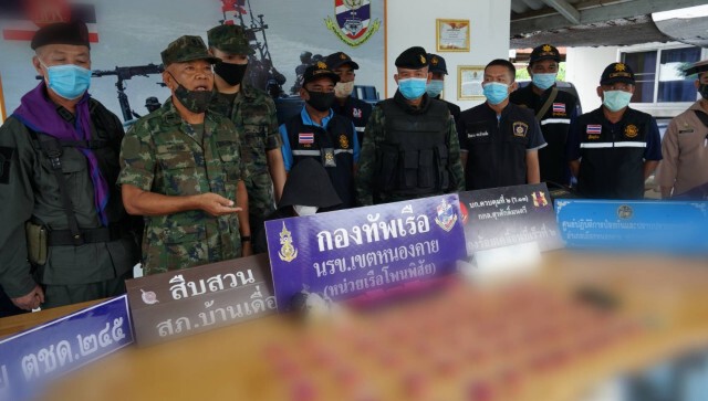 จับวัยรุ่นพร้อมไอซ์ซุกห่อยาบ้า