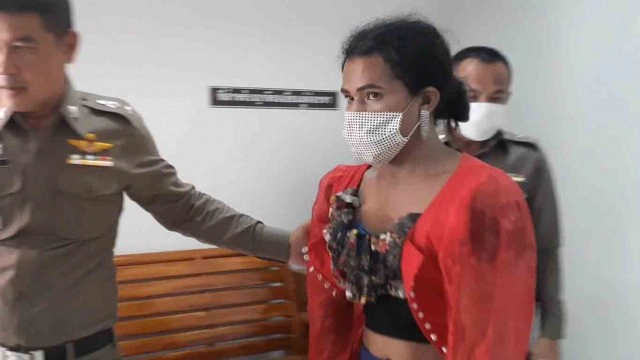 แจ้ง11 ข้อหา แม่เล้าสาวสองชาวเขมร จัดปาร์ตี้เซ็กซ์