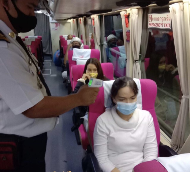 ขนส่งฯ คุมเข้มรถโดยสารสาธารณะสกัดโควิด-19