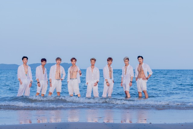 '8 หนุ่ม NKO'ชวนชมไลฟ์ร่วมกิจกรรมรางวัล