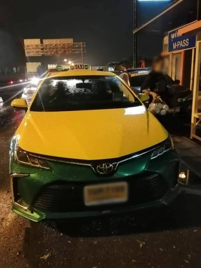 ไม่รอด เจอตัวแล้วแท็กซี่รับผดส. จากดอนเมือง ขับวน พาอ้อม ไล่ลงรถซ้ำเชิดทรัพย์สิน