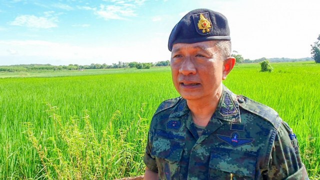 ฝ่ายความมั่นคงสั่งกระชับวงล้อม เจรจาให้คนร้ายมอบตัว