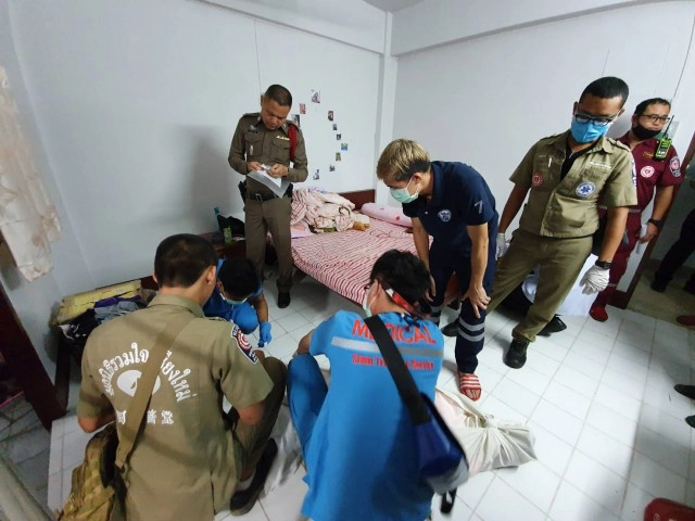 นศ.สาวเครียดแขวนคอตายท้องกลม