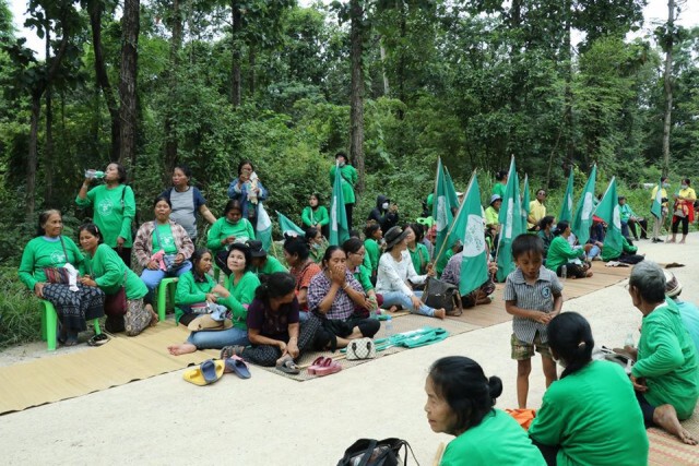 ชาวบ้านปักหลักปิดเหมืองแร่หินดงมะไฟวันที่ 5