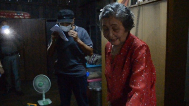 แม่เฒ่าอุดรฯ ถึงกับเข่าทรุด โจรย่องลักทองสะสมมาทั้งชีวิตสูญเกือบ 1 แสน