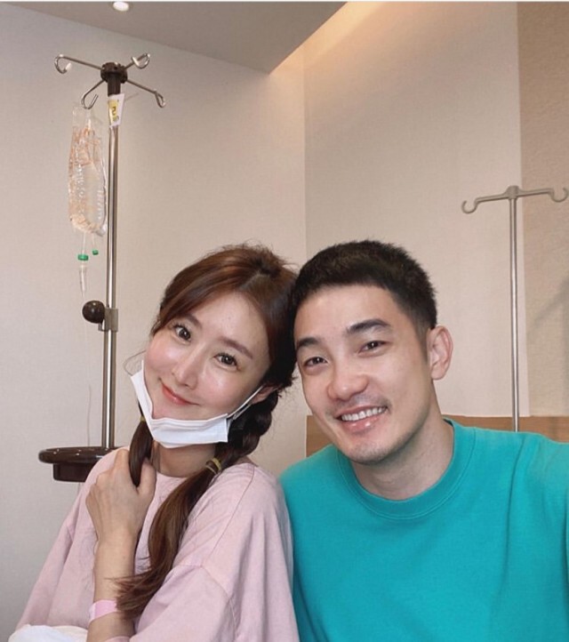 ‘อ้วน รังสิต’ สุดแฮปปี้ ภรรยาคลอดลูกคนแรกแล้ว
