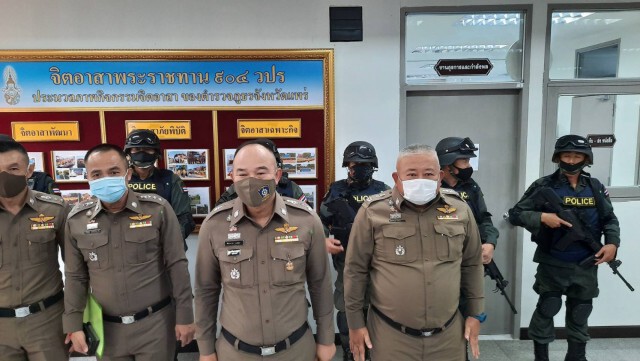 จับสองผัวเมีย-ขับรถนำทางขนยาบ้า6ล้านเม็ด