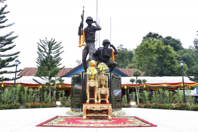 เปิดอนุสรณ์ผู้กล้าชำนาญจุ้ย-เชิดชูสมรภูมิบ้านร่มเกล้า