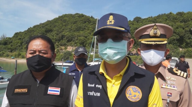 นักดำน้ำ นำร่างผู้เสียชีวิต 2 รายติดใต้ซากเรือล่มขึ้นแล้ว