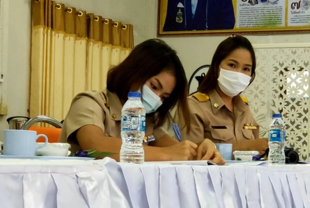 ช่วยเหลือพี่ ป.4 หอบน้อง 2 ขวบไปเลี้ยงในห้องเรียน