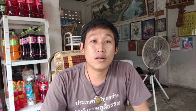 แชร์สนั่นนร.รร.ดังเมืองแพร่ ถูกห้ามชู3 นิ้ว-ติดริบบิ้นขาว