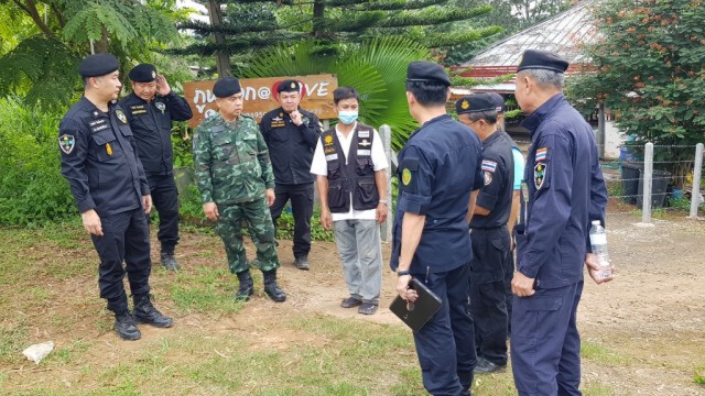 บุกยึดบ้านพักหรูภรรยาอดีตขรก.ระดับสูงบนเขาค้อ
