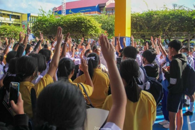 ผอ.สพม.เขต 11 แนะให้จัดสถานที่ให้ นร.แสดงออก