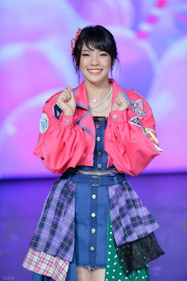 "เฌอปราง" ยืนยัน ยังไม่ออกจากวง BNK48 แม้เห็นออกงานเดี่ยวบ่อย