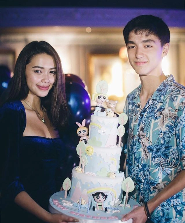 แพทริเซีย รับงานคู่น้องชาย แมทธิว   บอกเลยยิ่งโตยิ่งหล่อ