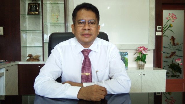 ผอ.สพม.เขต 11 แนะให้จัดสถานที่ให้ นร.แสดงออก