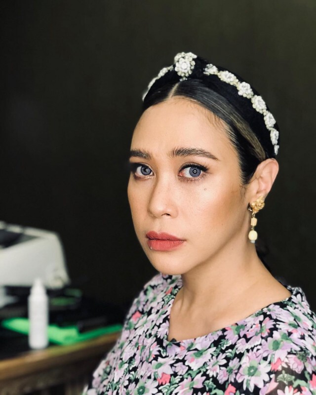 "ทราย เจริญปุระ" โดนข่าวปลอม แจง ไม่ได้โพสต์ให้ทุนเด็กตบหน้า ส.ส.ชื่อดัง