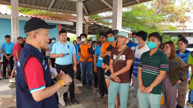 อบต.พันท้ายนรสิงห์สั่งห้ามเข้าหอพักป้าเยี่ยม