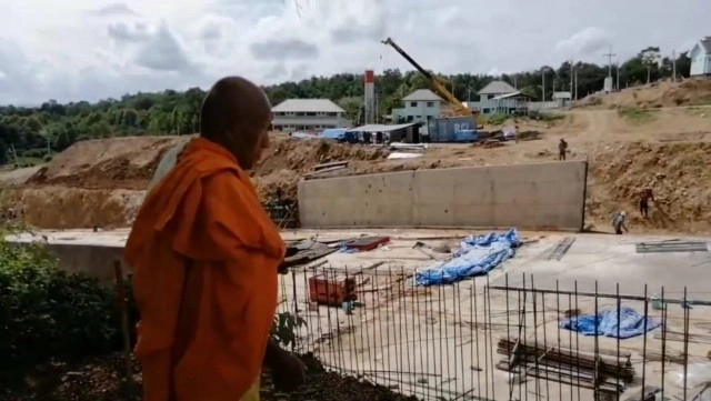 เจ้าอาวาสวัดแม่แคม แจ้งความทวงคืนค่าเวนคืนที่ดิน