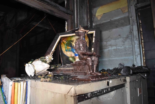 ไฟไหม้อาคารเรียนอายุกว่า 100 ปี รร.อนุบาลอุตรดิตถ์