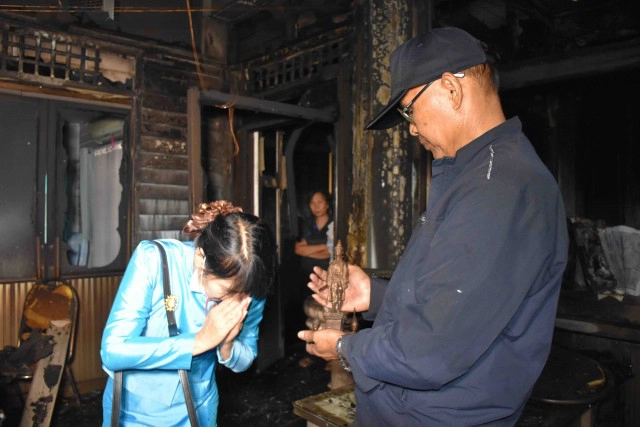 ไฟไหม้อาคารเรียนอายุกว่า 100 ปี รร.อนุบาลอุตรดิตถ์