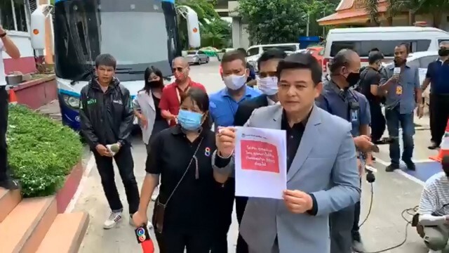 "สิระ" เข้าแจ้งความแล้ว!! เหตุโดน "เต้ มงคลกิตติ์" โพสต์ขู่ต่อยฟันร่วงหมดปาก