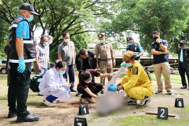 แจ้งข้อหาฆ่าผู้อื่นดาบตำรวจยิงหนุ่มคลั่งบุกโรงพัก