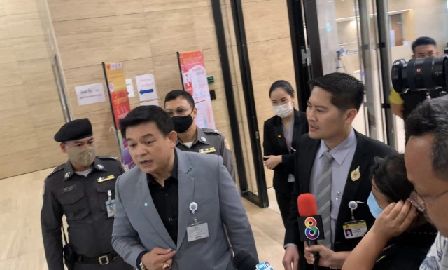 เปิดนาที "มงคลกิตต์-สิระ"หวิดฟาดปากกลางสภาฯ