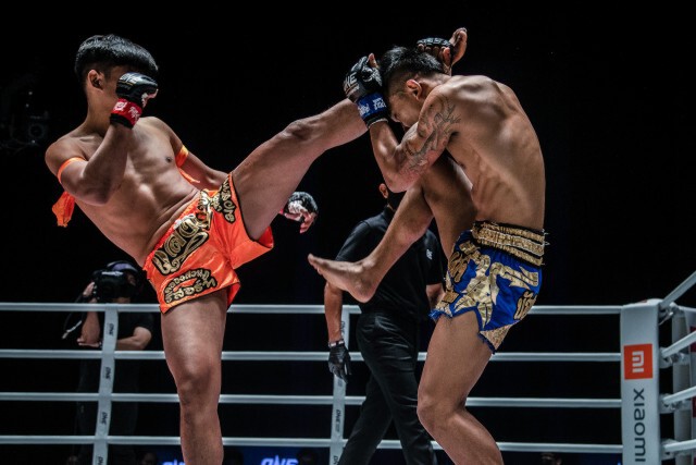 มวยรอง "กุหลาบดำ"คว่ำ"แสงมณี" น็อคยกแรกONE: NO SURRENDER III