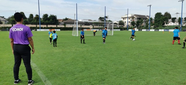 ศูนย์ฟุตบอลอาชีพภารกิจต่อยอด "ภูริ อะคาเดมี่"