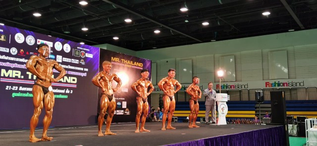 เพาะกายชิงชนะเลิศแห่งประเทศไทย  วันแรกชิงชัย 9 รุ่น