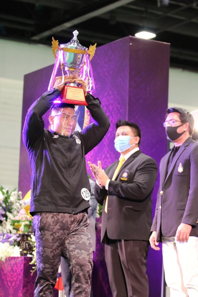 เพาะกายชนะเลิศแห่งประเทศไทย "พรเทพ" แชมป์ถ้วยพระราชทาน