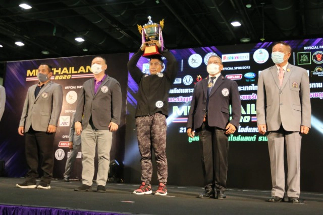 เพาะกายชนะเลิศแห่งประเทศไทย "พรเทพ" แชมป์ถ้วยพระราชทาน