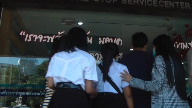 ออกหมายเรียก รุ่นพี่สั่งลงโทษ "น้องมิ้นท์" เข้าพบ ตร.