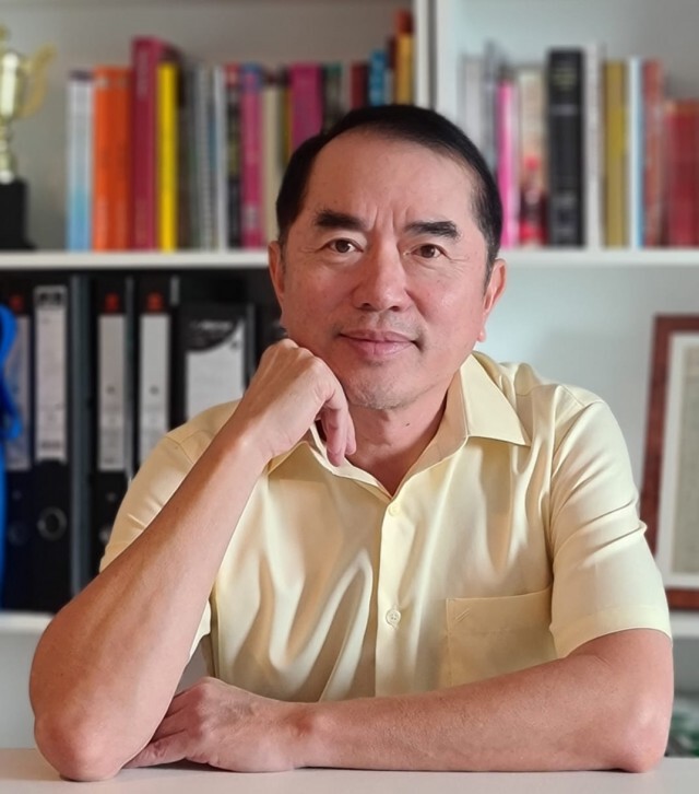 "หมอวรงค์" จัดหนักแนะ "ปิยบุตร" อย่าหมกมุ่นแต่เรื่องฝรั่งเศส!!!