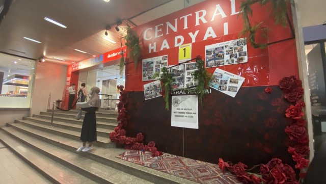 แห่ถ่ายรูปห้างเซ็นทรัลหาดใหญ่ก่อนปิดตัววันนี้