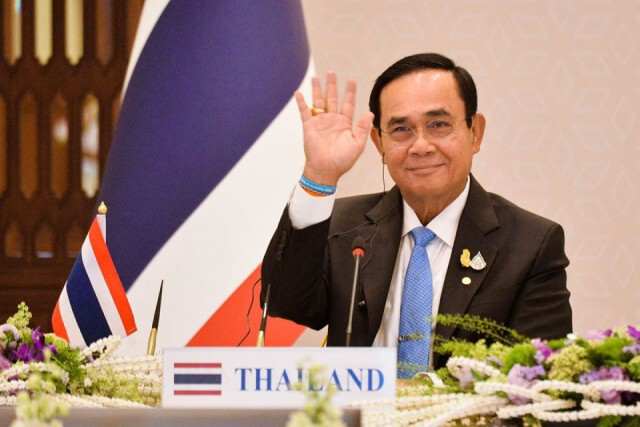 ชาวเน็ตแห่ส่องทะเบียนรถนายกฯลงพื้นที่ระยอง