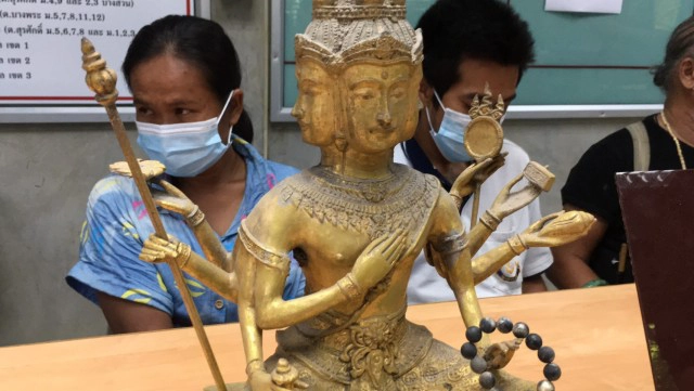 รวบผัวเมีย ขโมยพระพรหม หอพัก พร้อมคนรับซื้อ