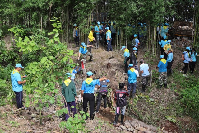 จัด"จิตอาสาฮักเมืองจุน"เฉลิมพระเกียรติ "พระพันปีหลวง"