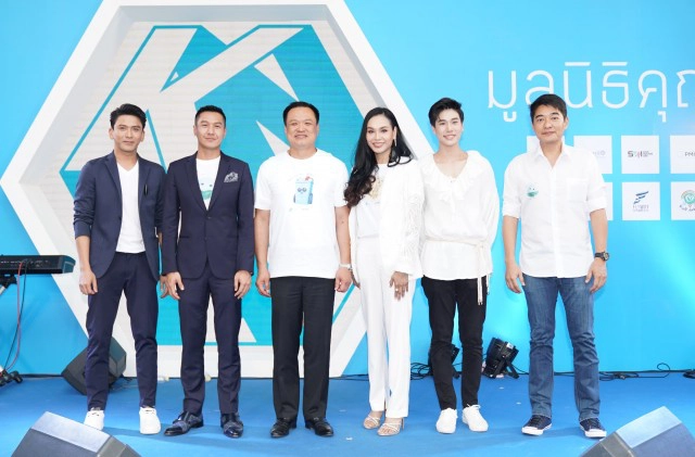 ปรากฎการณ์ "ทัวร์ลง" ล่าแม่มดยุคโซเชียลฯ