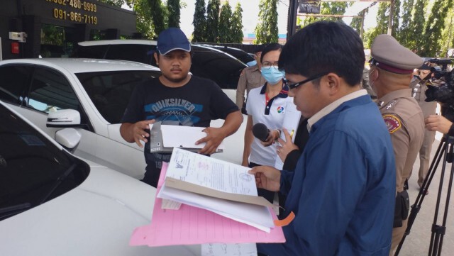 กรมบังคดี เข้ารื้อถอนเต็นท์ขายรถค้างค่าเช่าที่ดิน 20 ปี