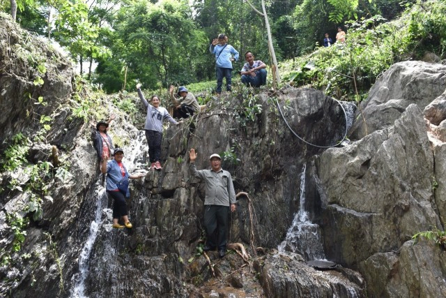 รอคอยว่า10ปี-"น้ำตกห้วยตาด" มีน้ำแล้ว