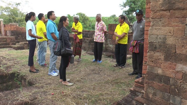 ชาวโนนดินแดงดีใจขอนำทับหลังพระยมทรงกระบือกลับปราสาทหนองหงส์